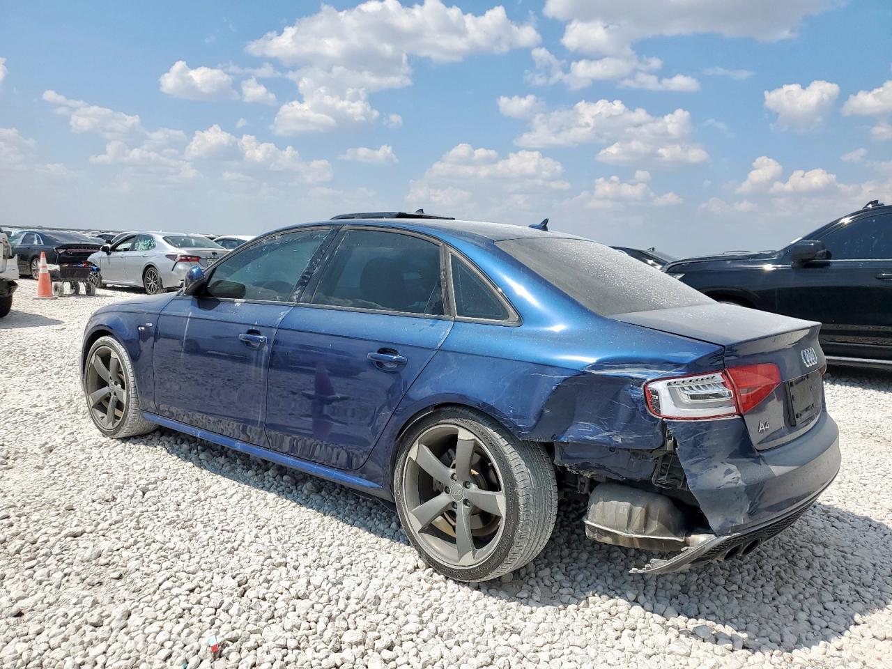 2015 Audi A4 Premium Plus - Фото 2