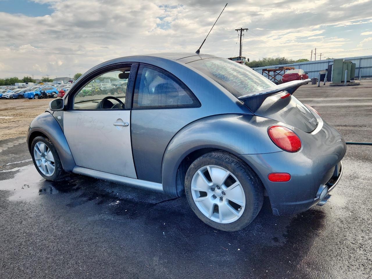 2003 Volkswagen New Beetle Turbo S - Фото 2