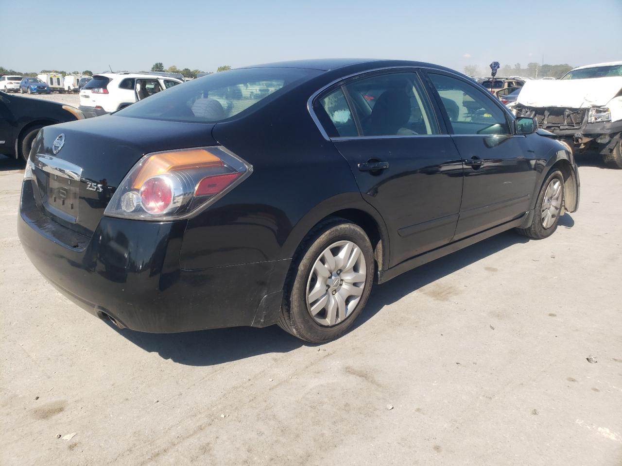 2011 Nissan Altima Base - Image 3