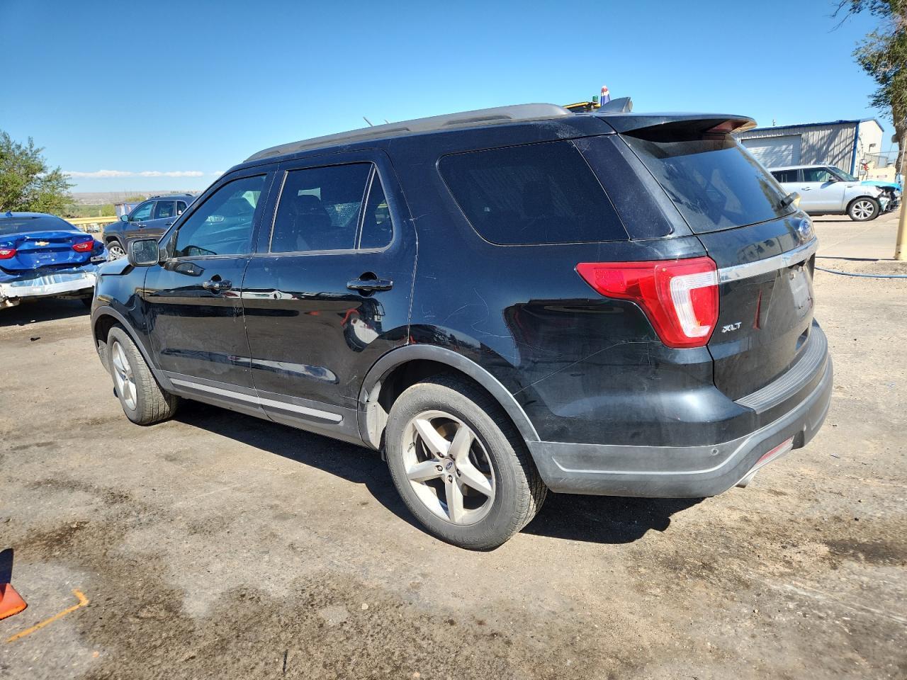 2018 Ford Explorer Xlt - Фото 2