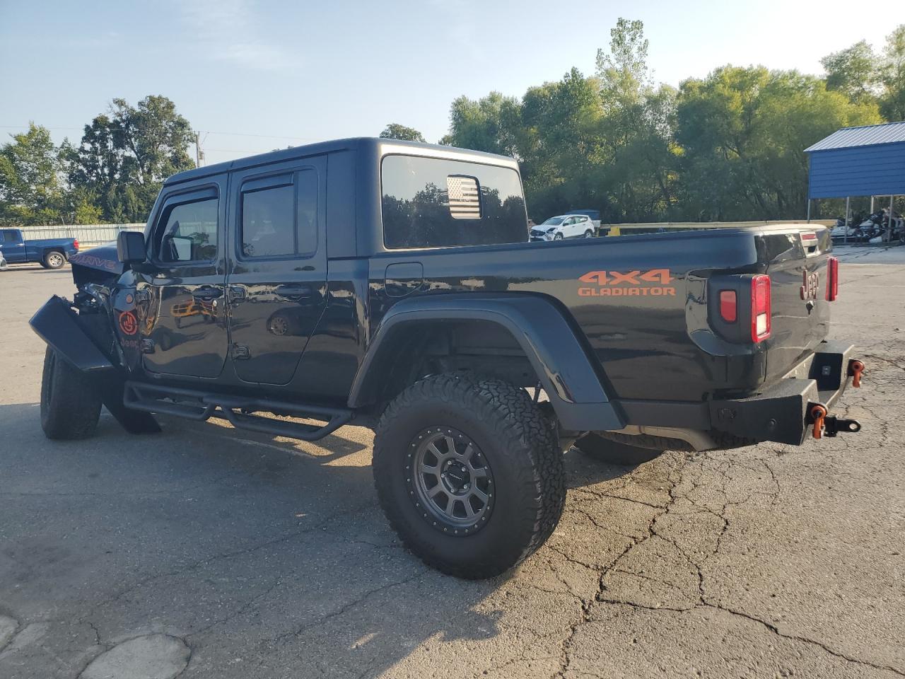 2023 Jeep Gladiator Mojave - Image 2