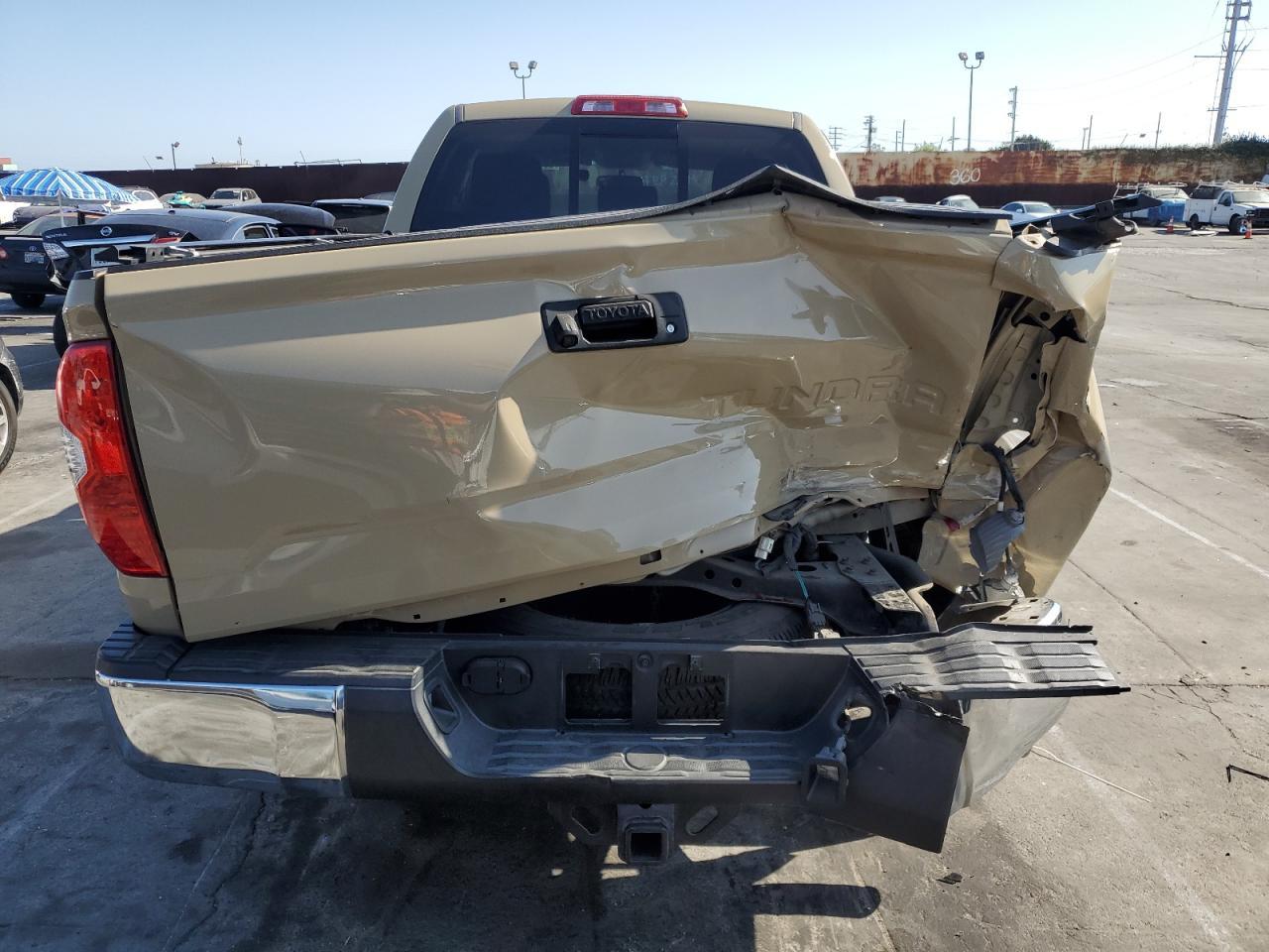 2017 Toyota Tundra Double Cab Sr - Фото 6