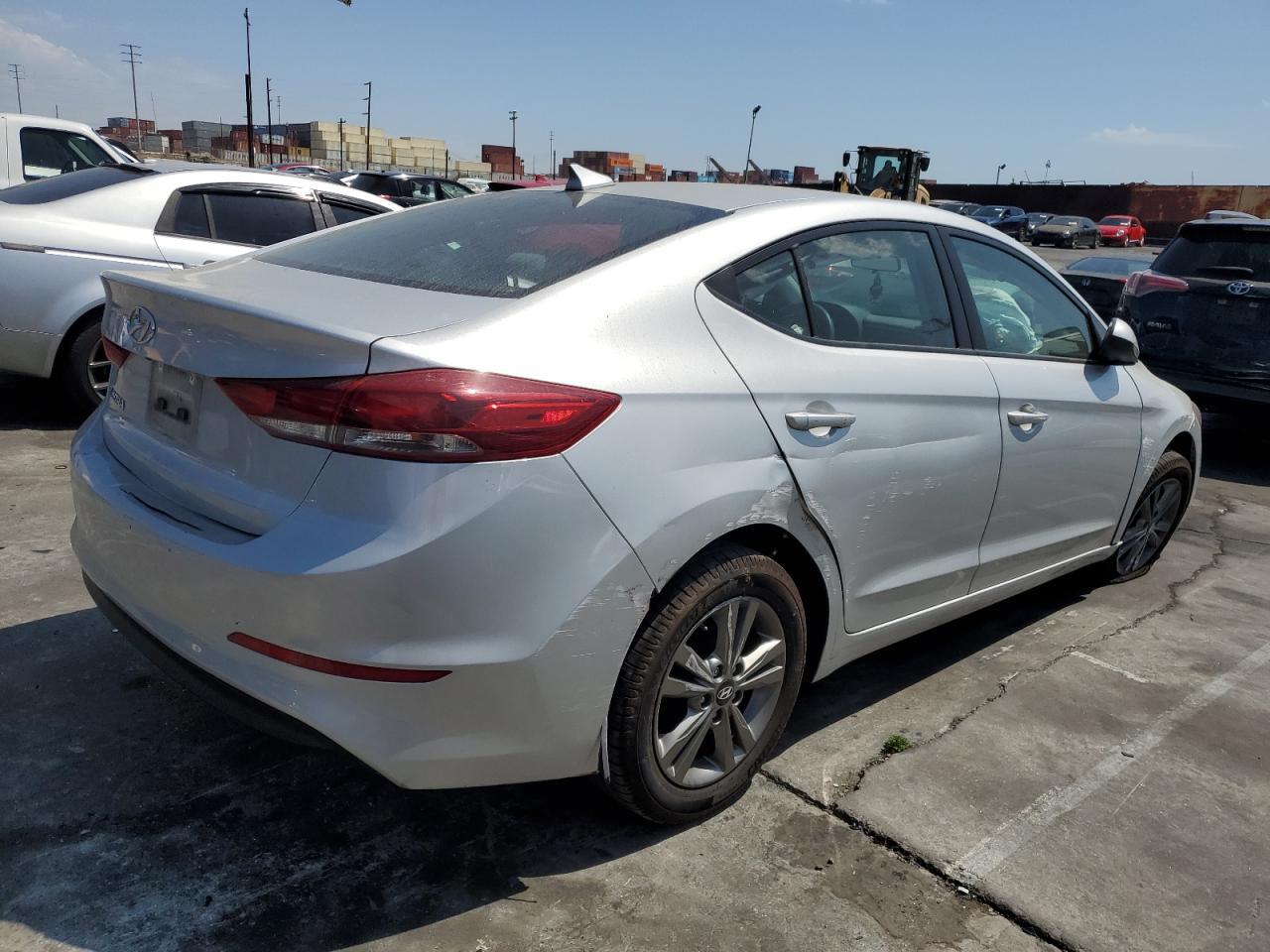 2017 Hyundai Elantra Se - Image 3