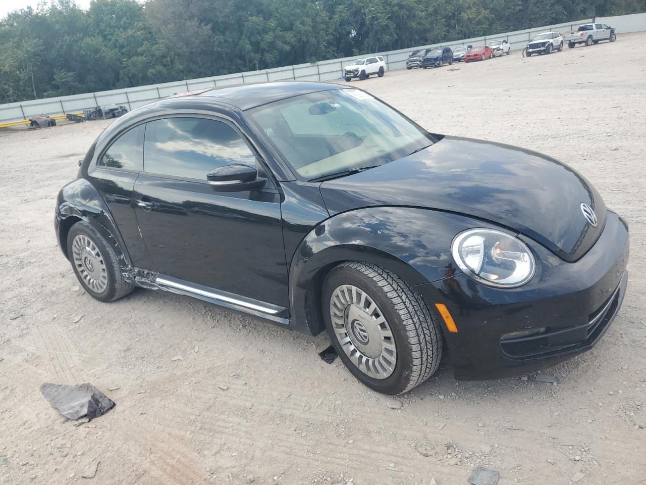 2014 Volkswagen Beetle - Фото 4