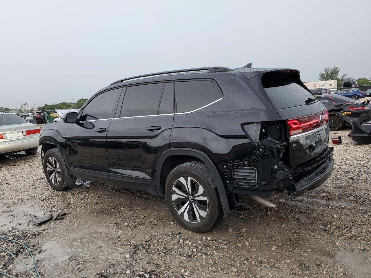2024 Volkswagen Atlas Se - Фото 2