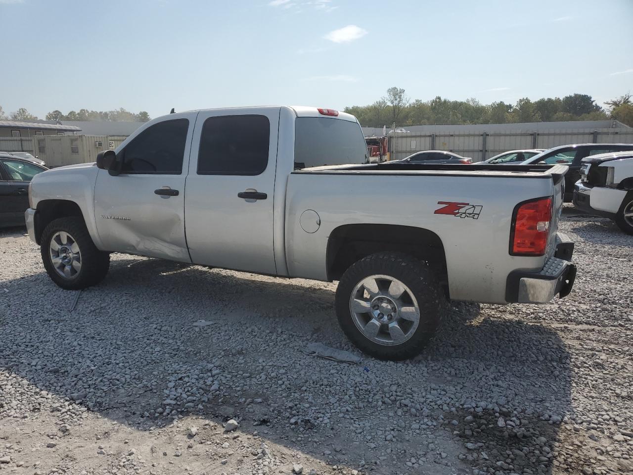 2011 Chevrolet Silverado K1500 Lt - Фото 2
