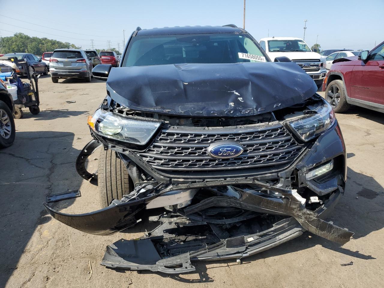2023 Ford Explorer Xlt - Фото 5