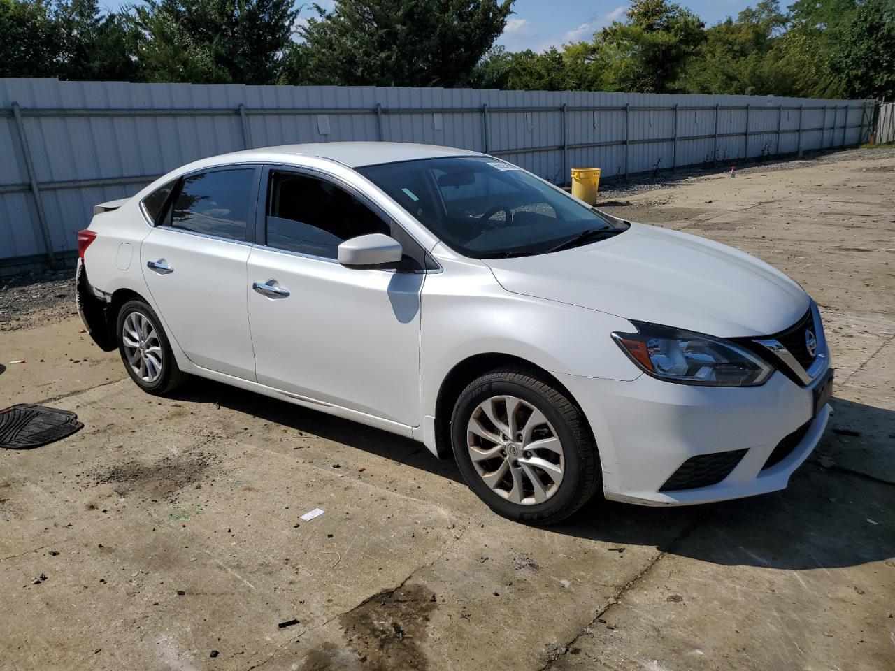 2019 Nissan Sentra S - Фото 4