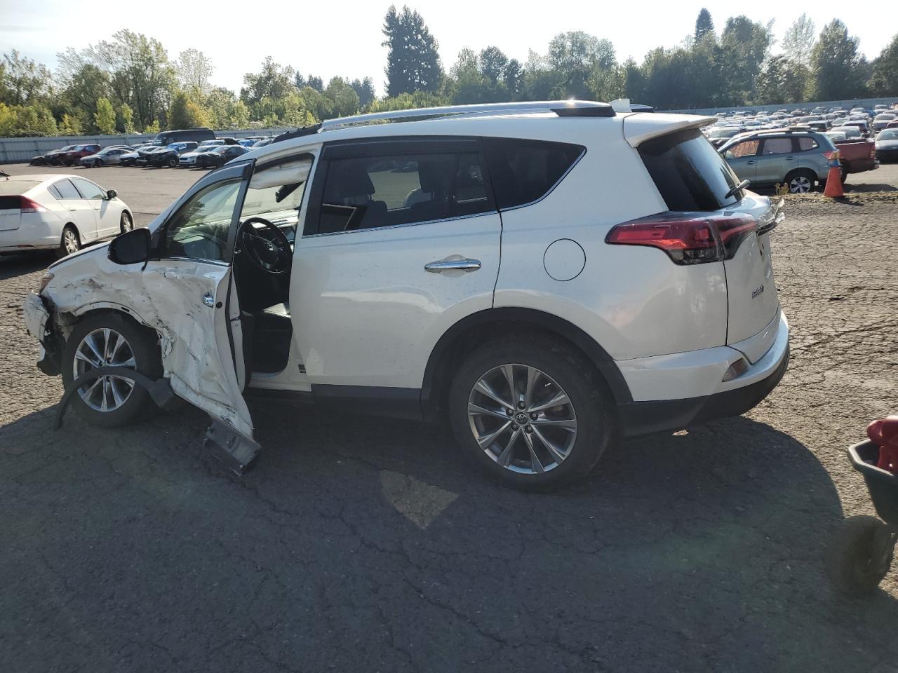 2016 Toyota Rav4 Limited - Фото 2