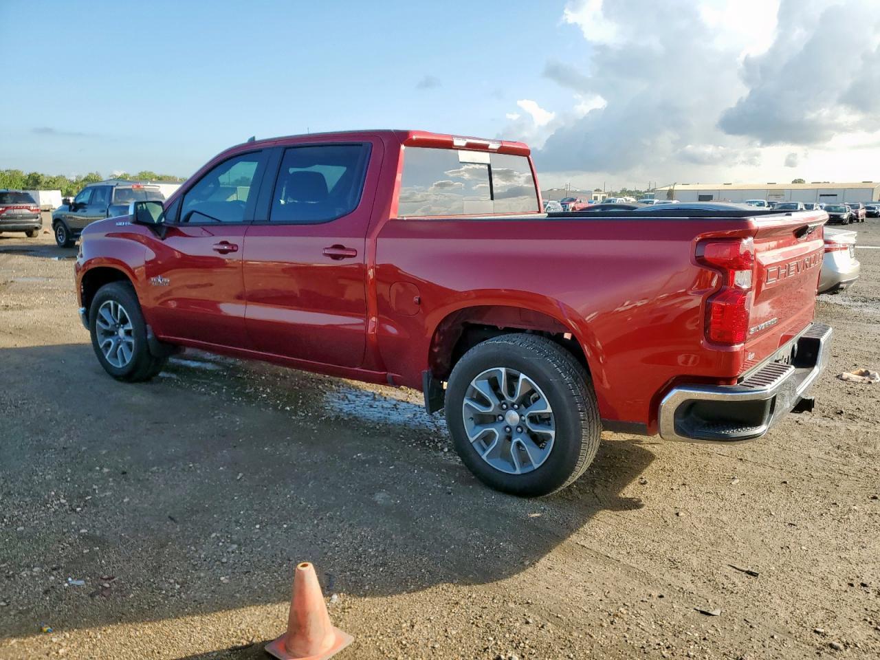 2024 Chevrolet Silverado C1500 Lt - Фото 2