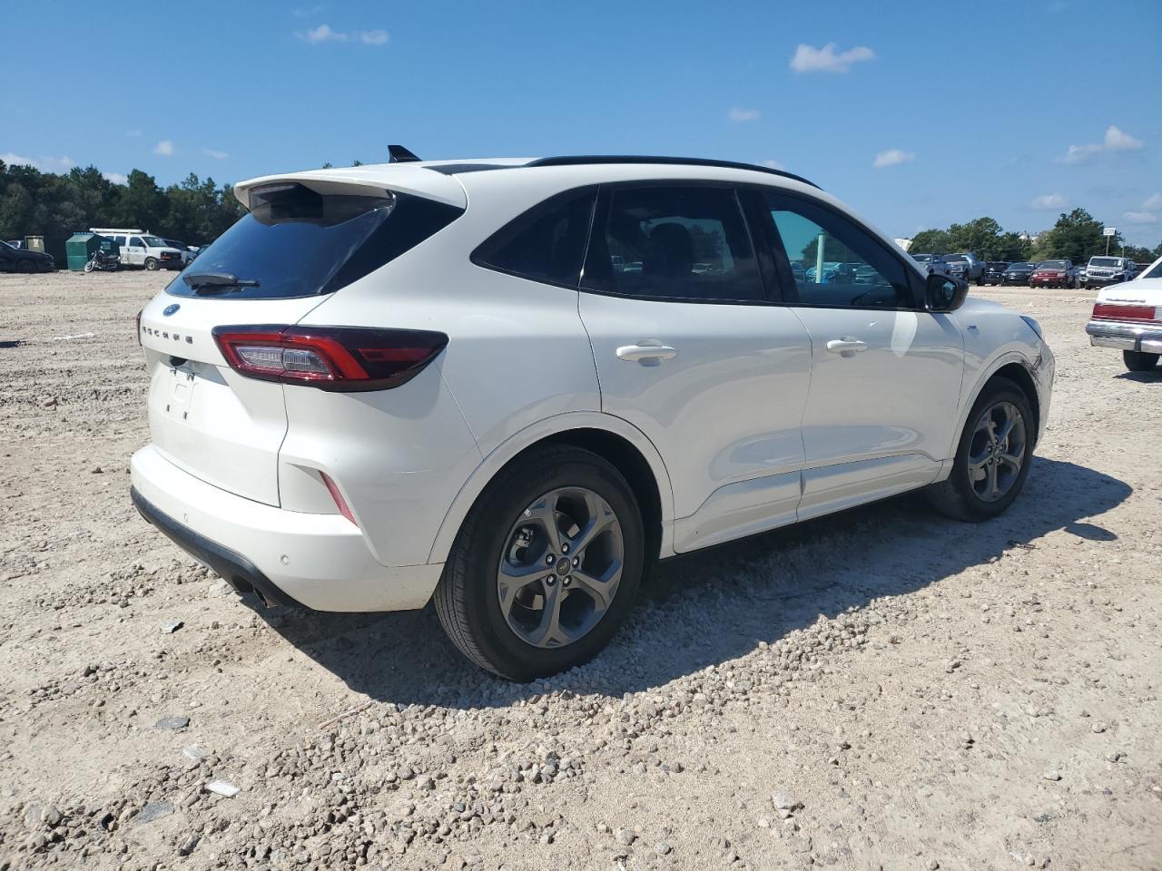 2020 Ford Escape St Line - Image 3