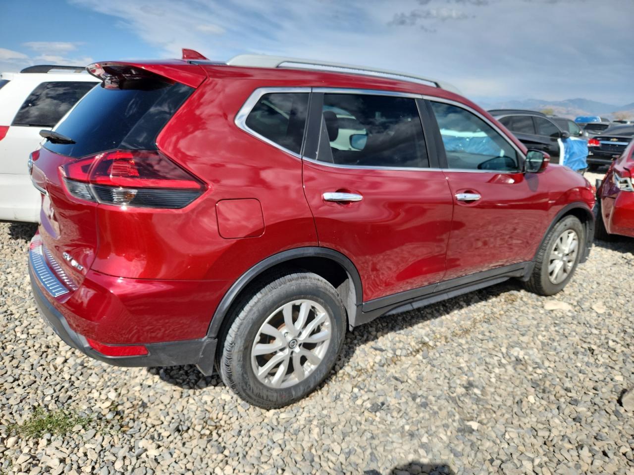 2018 Nissan Rogue S - Фото 3