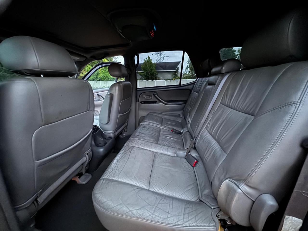 2004 Toyota Sequoia Sr5 - Фото 7