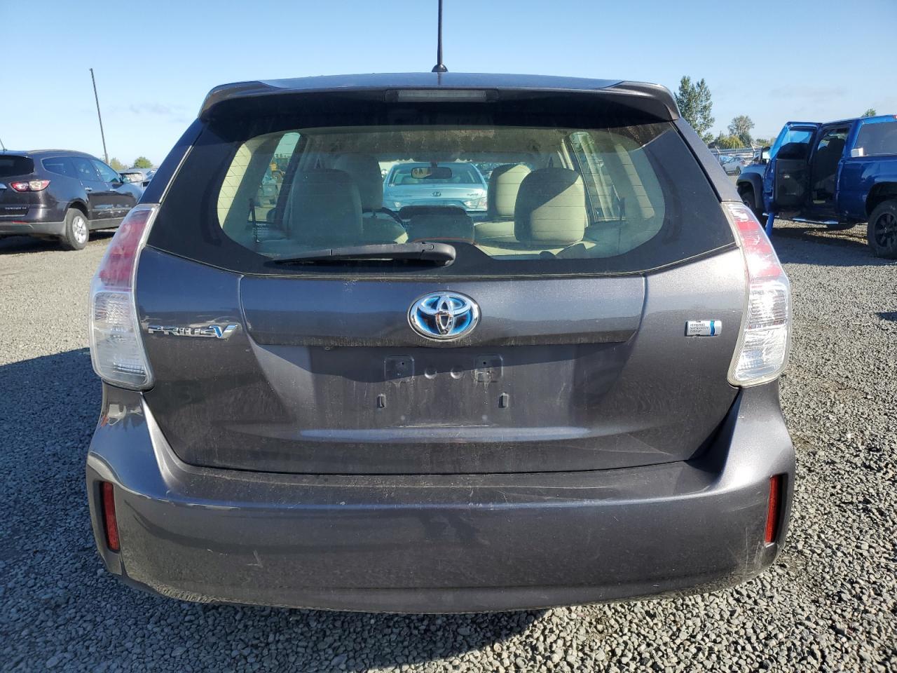 2015 Toyota Prius V - Фото 6