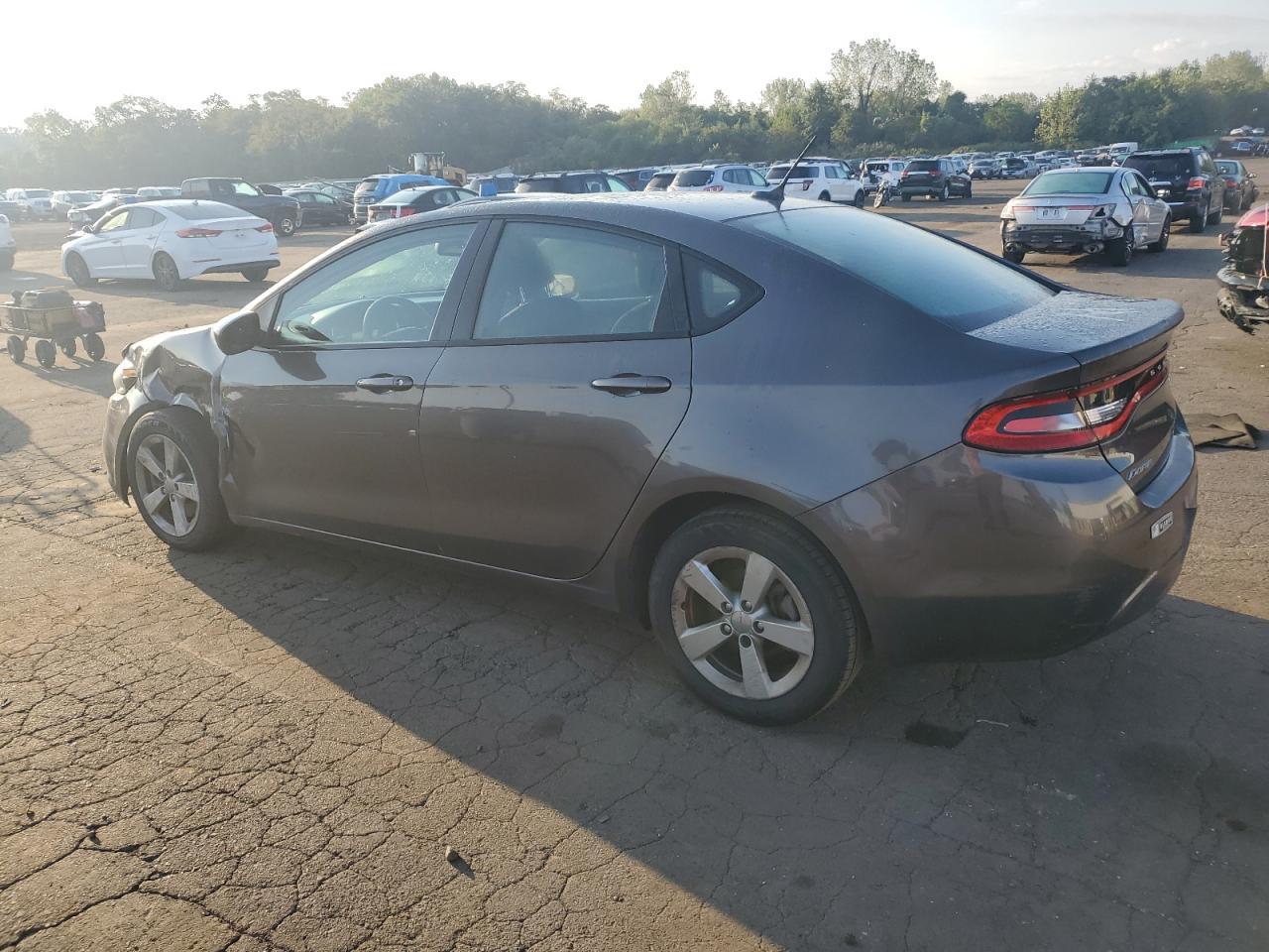 2015 Dodge Dart Sxt - Image 2