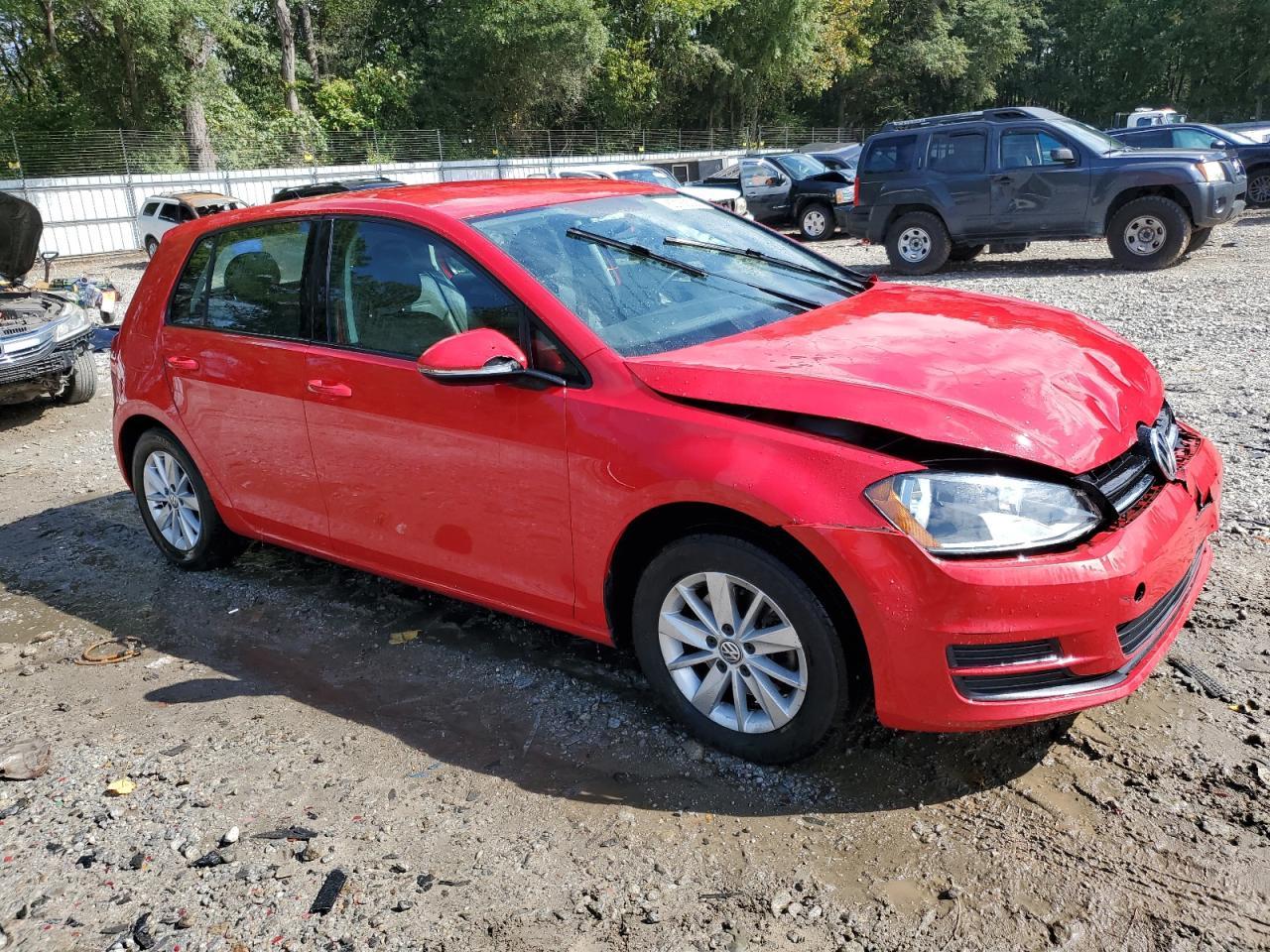 2015 Volkswagen Golf - Image 4