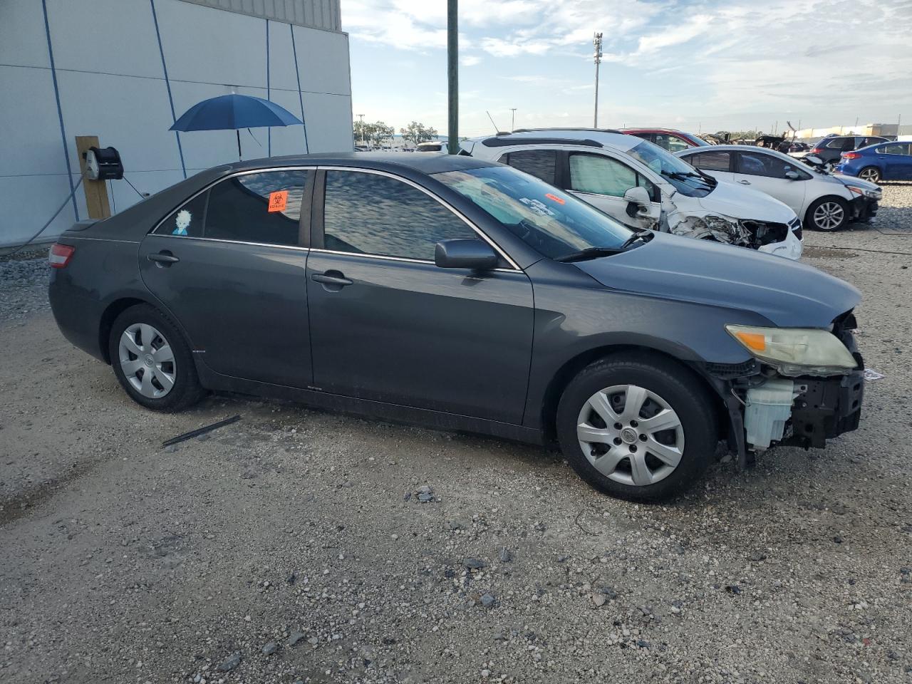 2010 Toyota Camry Le - Фото 4