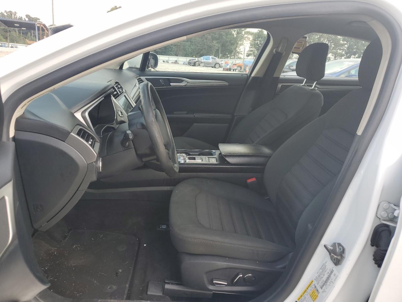 2020 Ford Fusion Se - Image 7