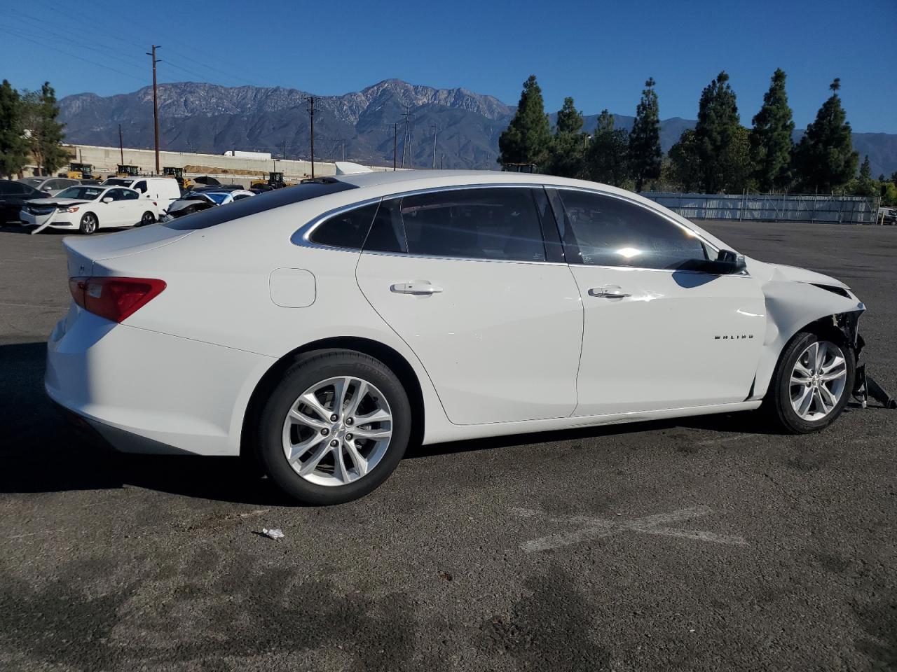 2018 Chevrolet Malibu Lt - Image 3