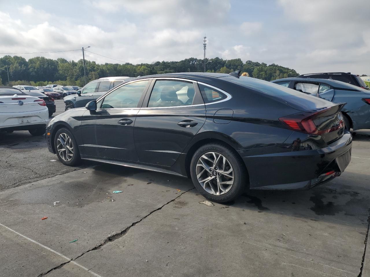 2021 Hyundai Sonata Sel - Image 2