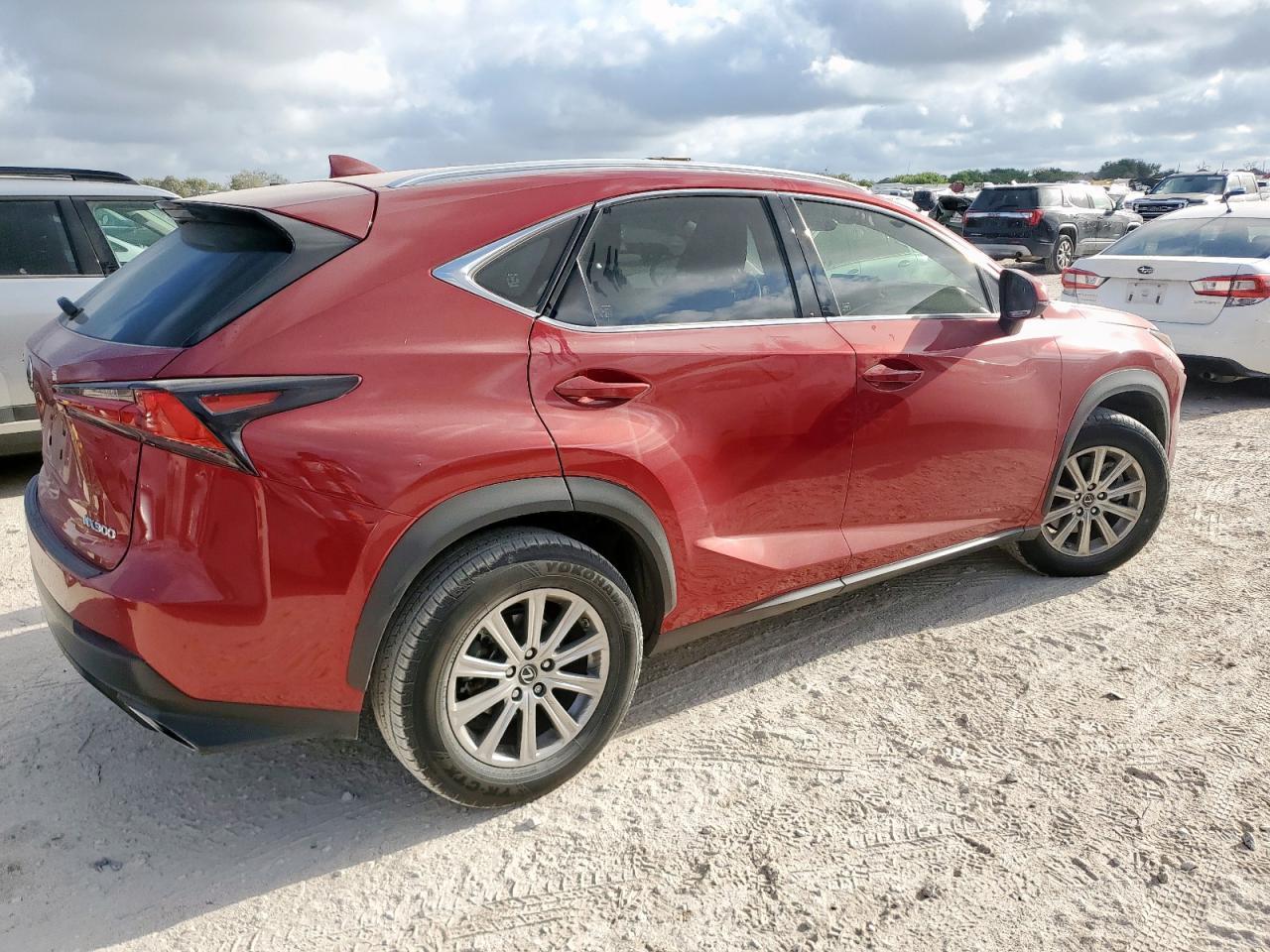 2021 Lexus Nx 300 Base - Фото 3