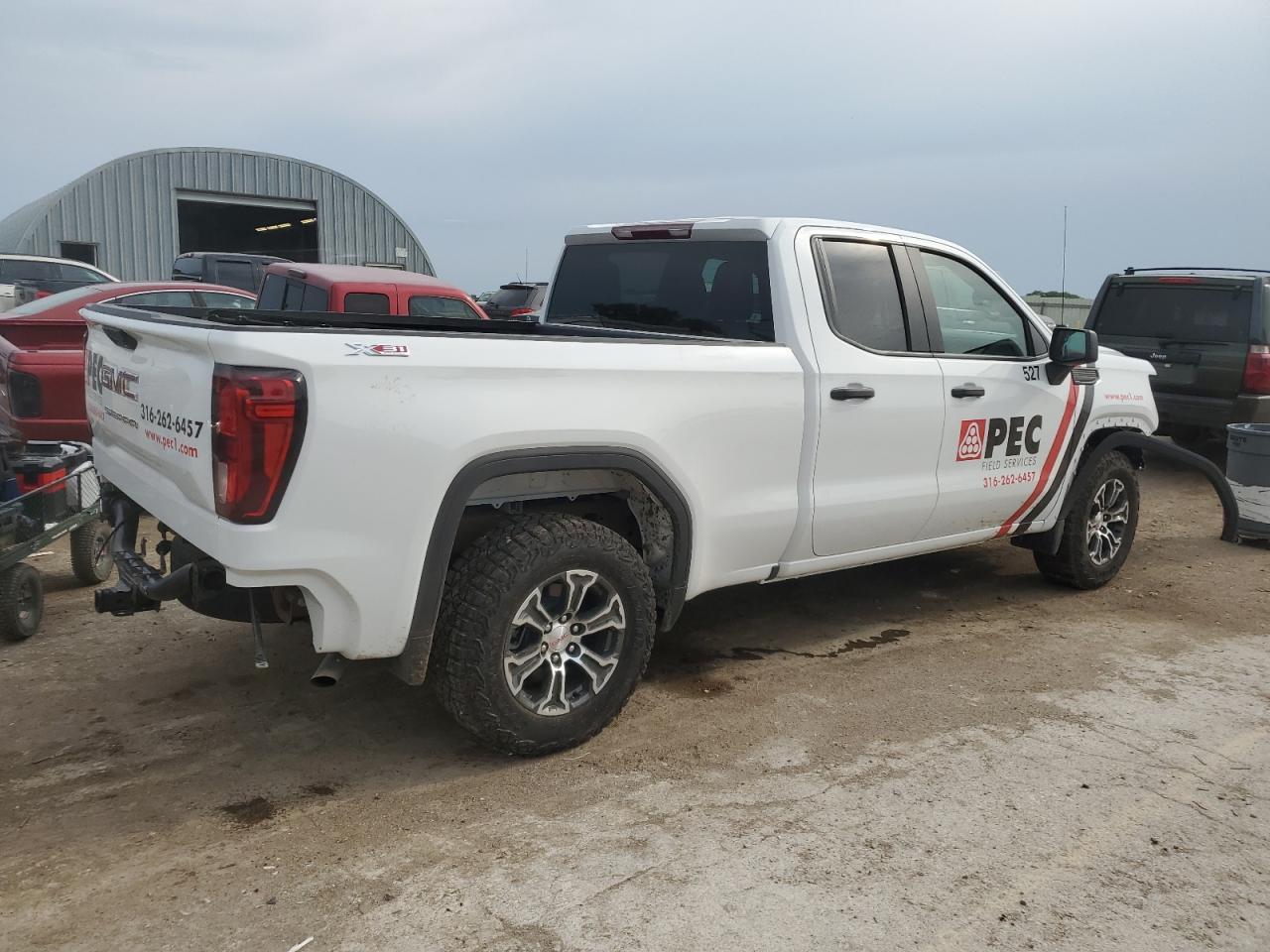 2026 GMC Sierra K1500 - Image 3