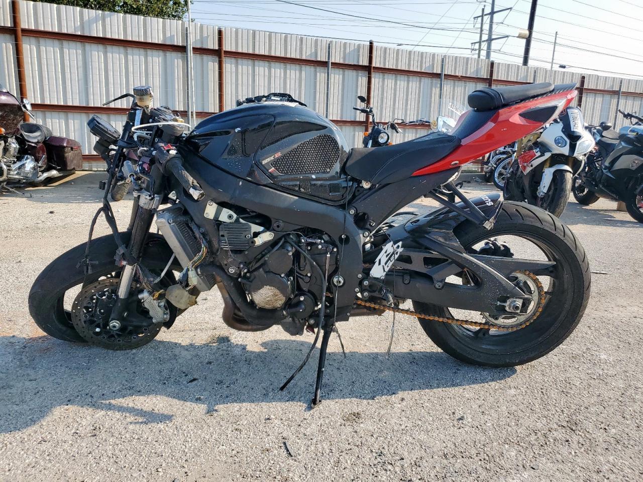 2015 Suzuki Gsx-R600 - Фото 3