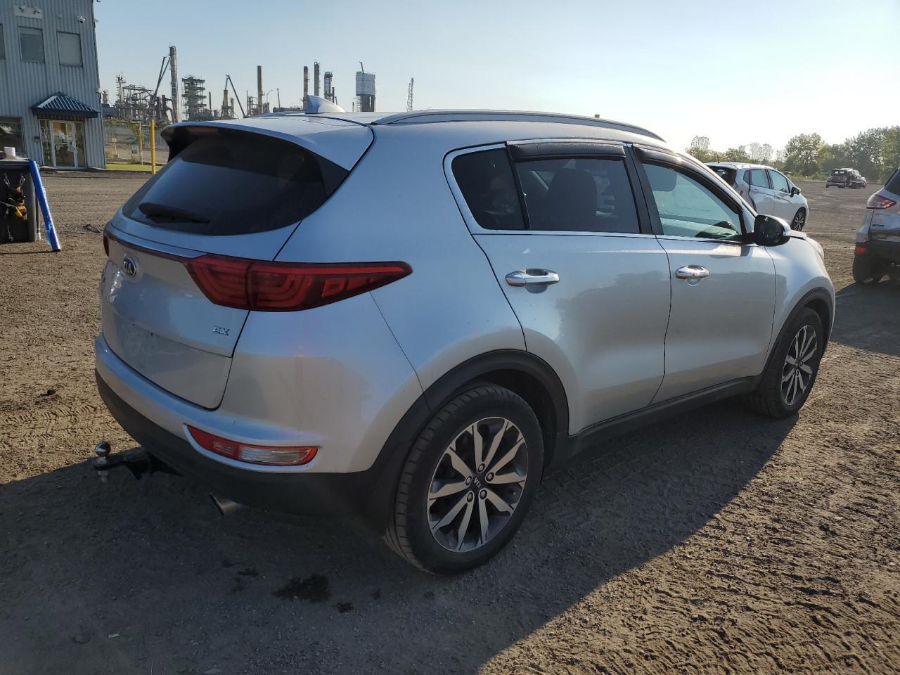 2017 Kia Sportage Ex - Фото 3