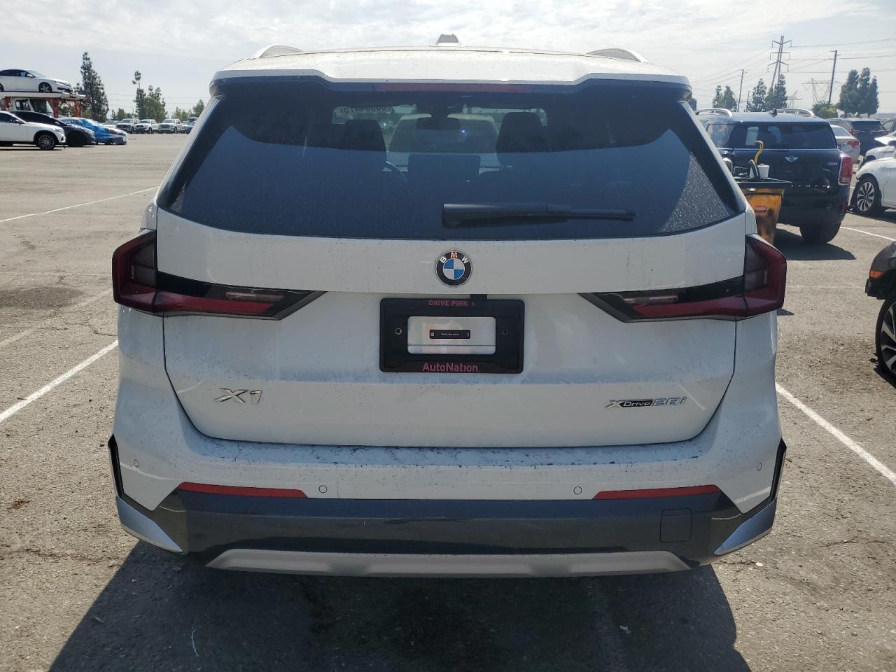 2025 BMW X1 xDrive28I - Image 6