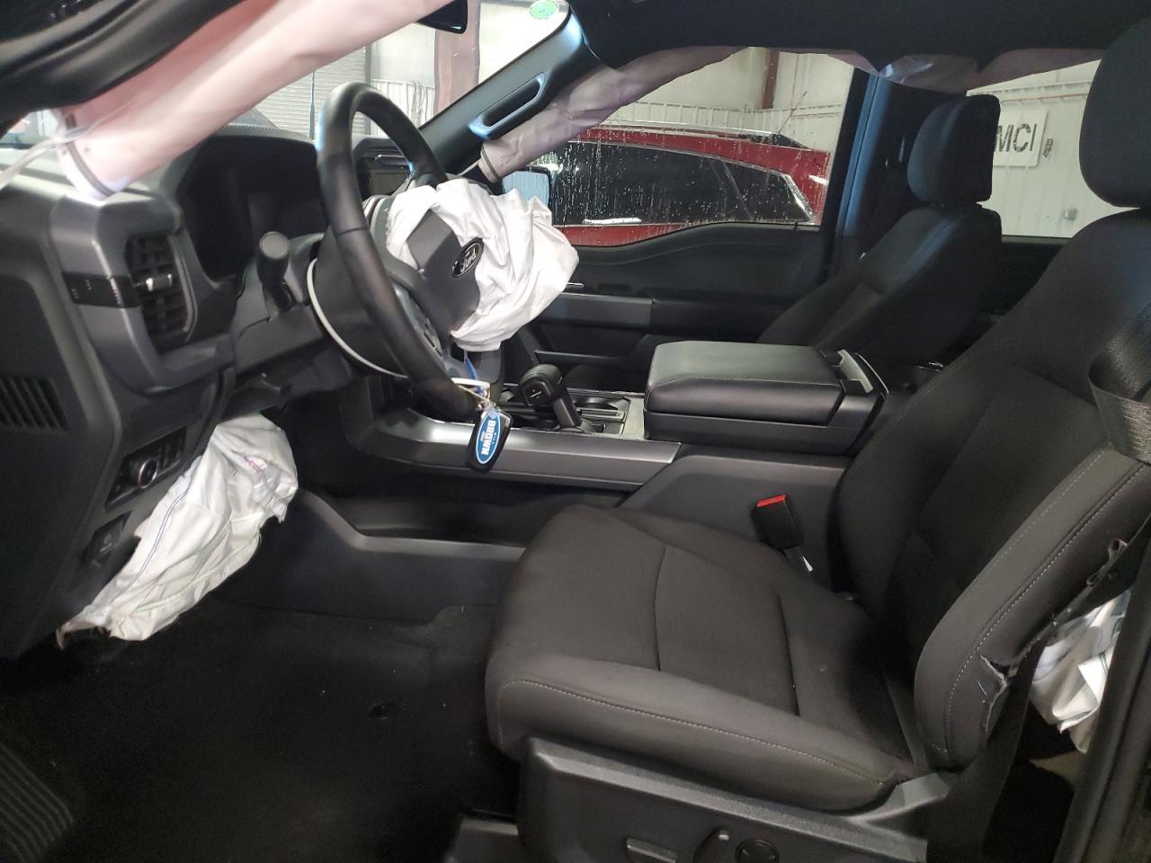 2025 Ford F150 Xlt - Фото 7
