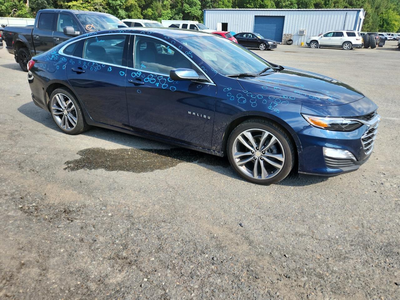 2022 Chevrolet Malibu Lt - Фото 4