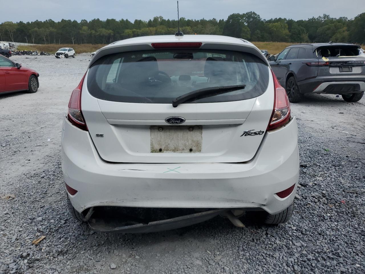 2017 Ford Fiesta Se - Фото 6
