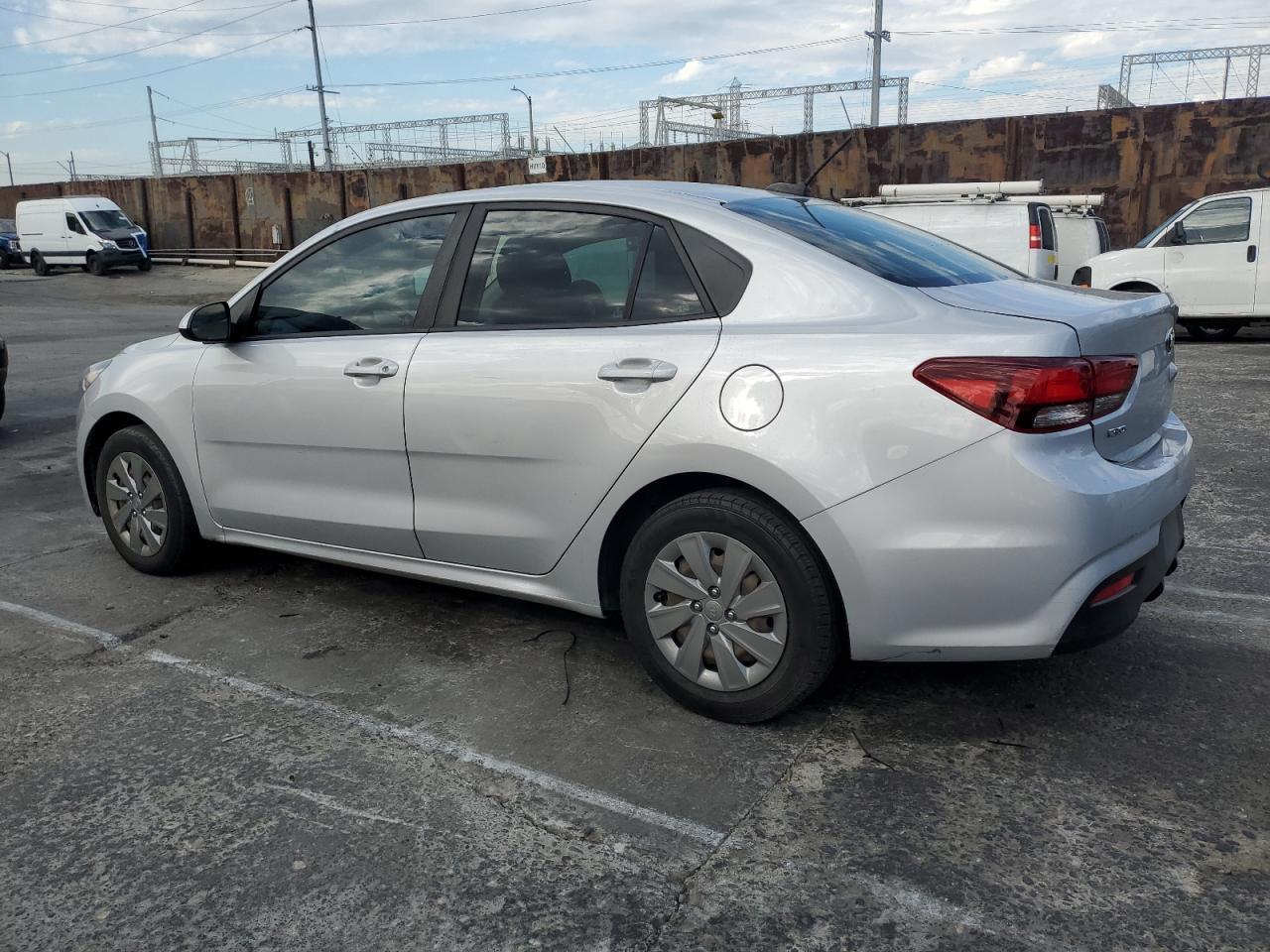 2020 Kia Rio Lx - Фото 2