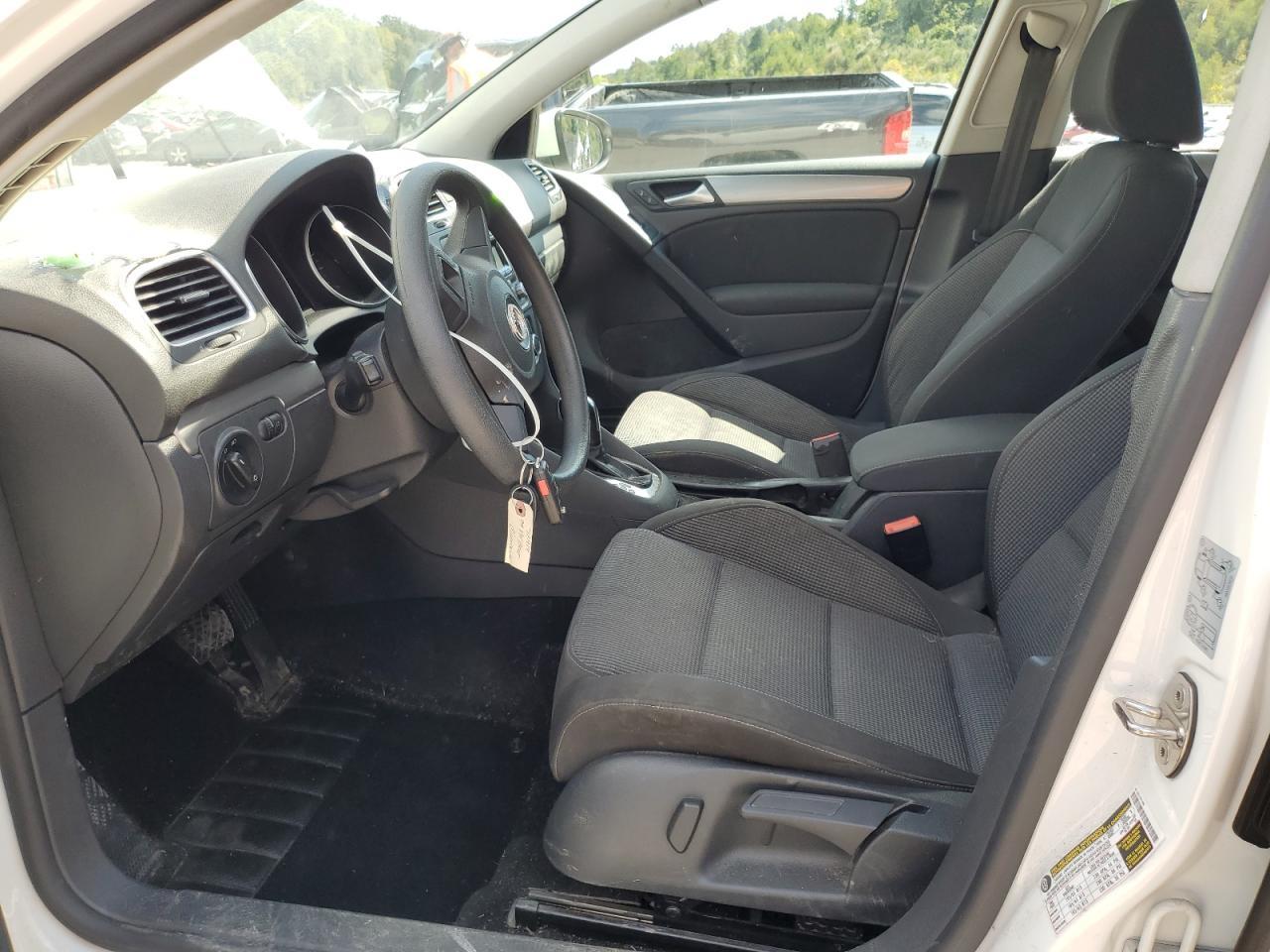 2014 Volkswagen Golf - Image 7