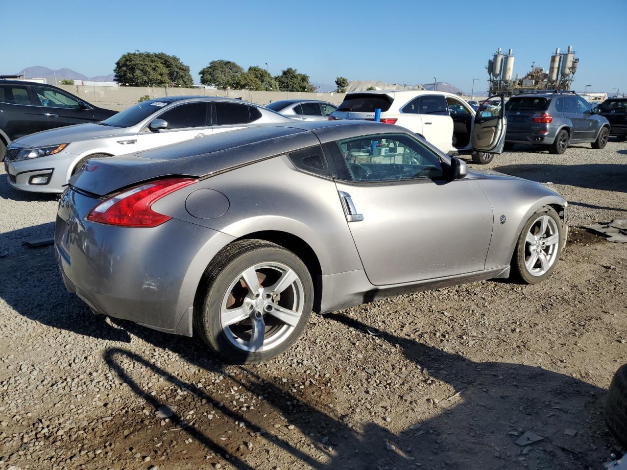 2010 Nissan 370Z - Фото 3
