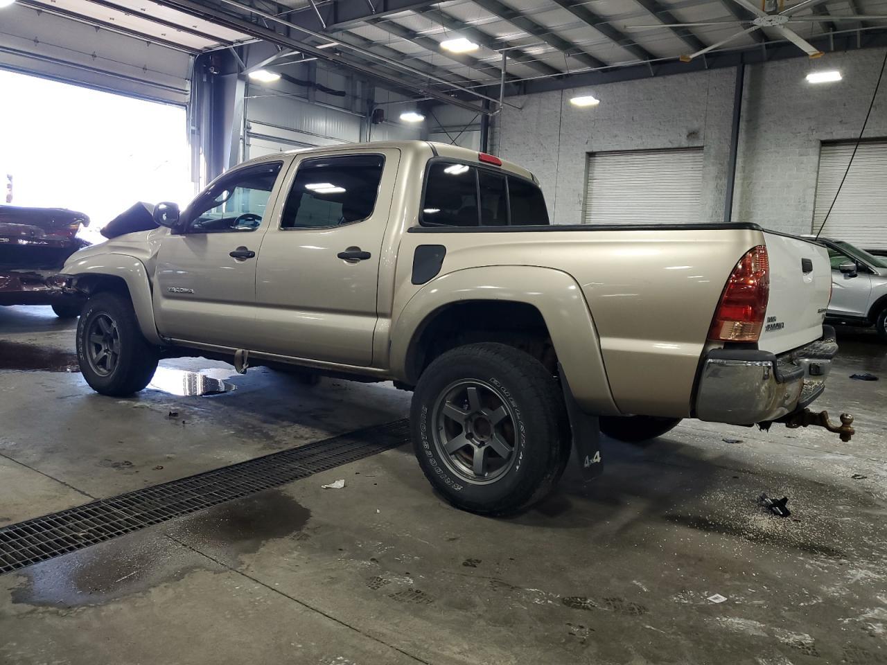 2007 Toyota Tacoma Double Cab - Фото 2