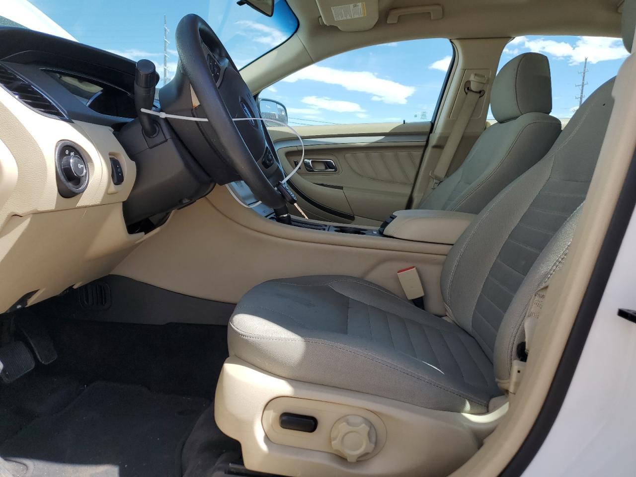 2016 Ford Taurus Se - Image 7