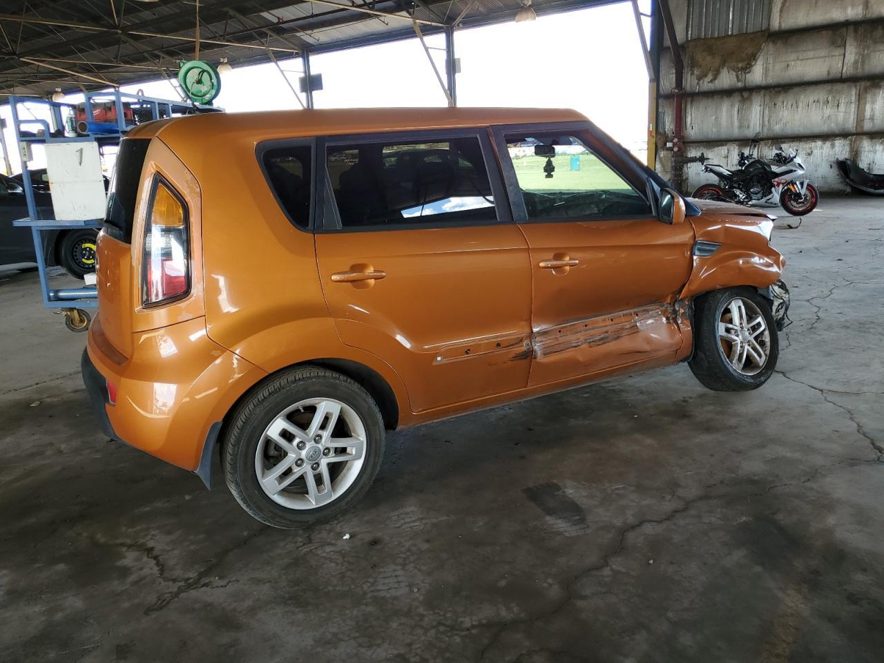 2011 Kia Soul + - Фото 3