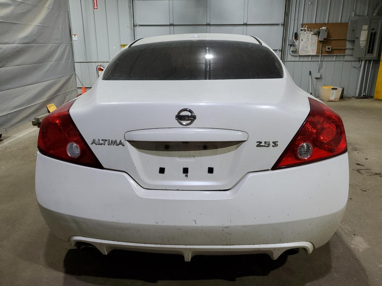 2010 Nissan Altima S - Фото 6