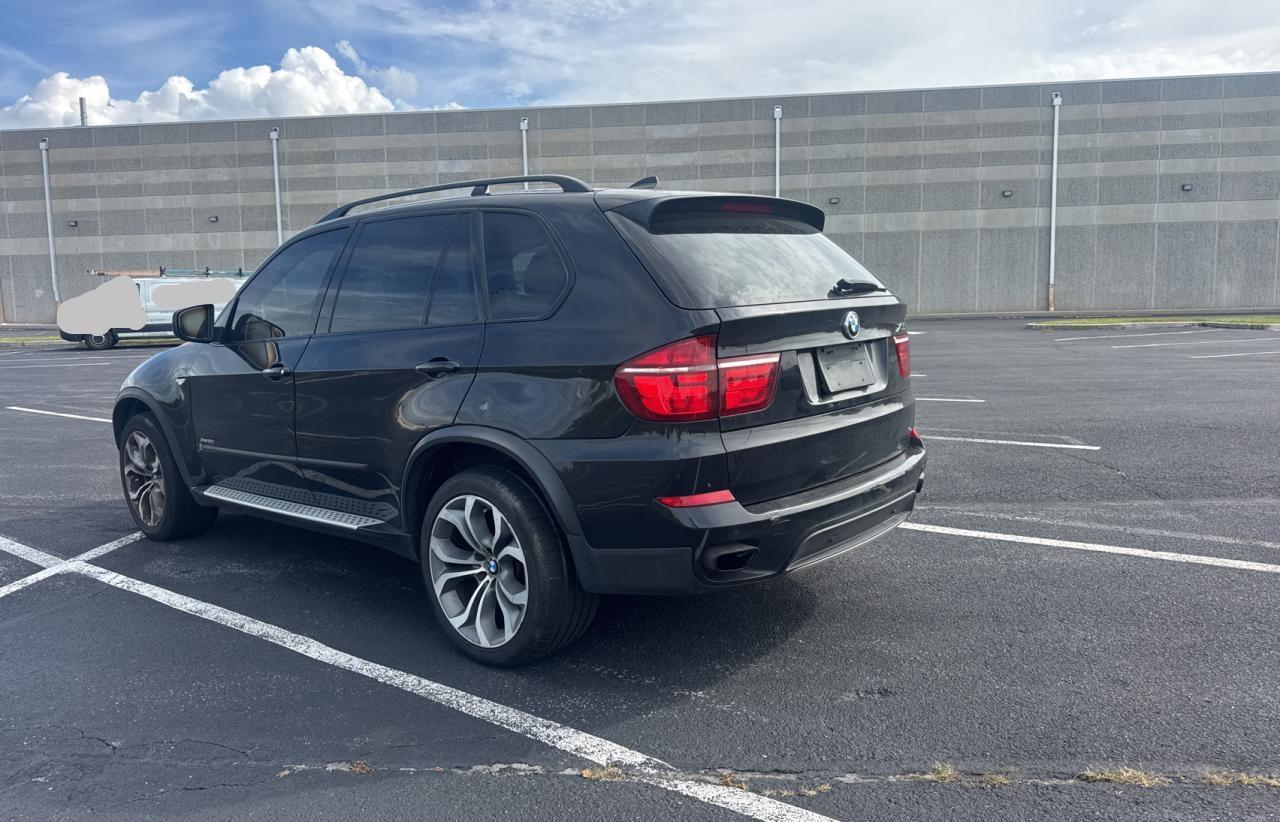2011 BMW X5 xDrive50I - Фото 3