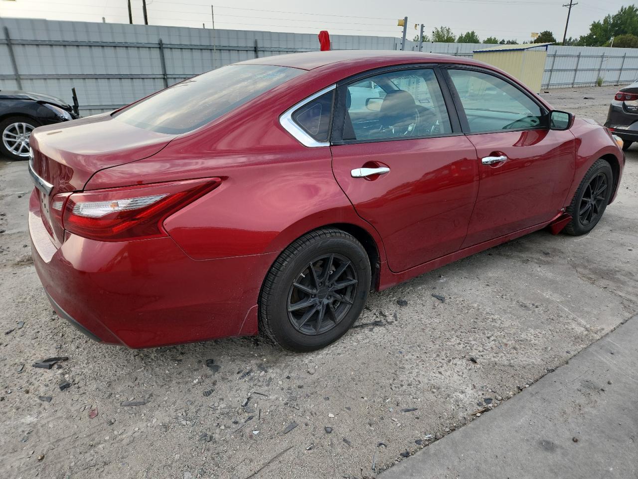 2018 Nissan Altima 2.5 - Image 3