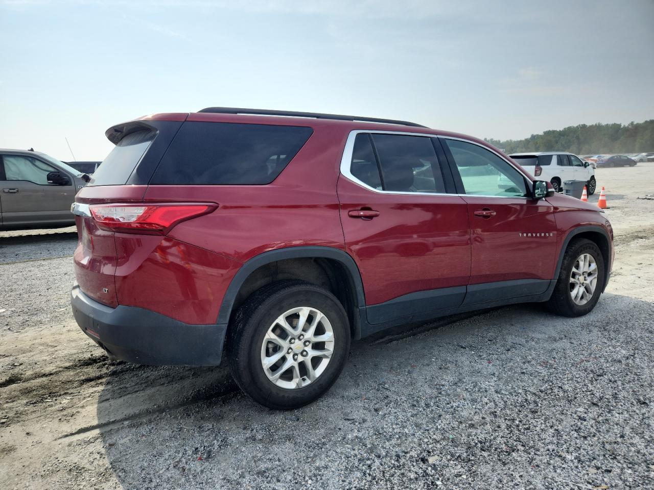 2020 Chevrolet Traverse Lt - Фото 3