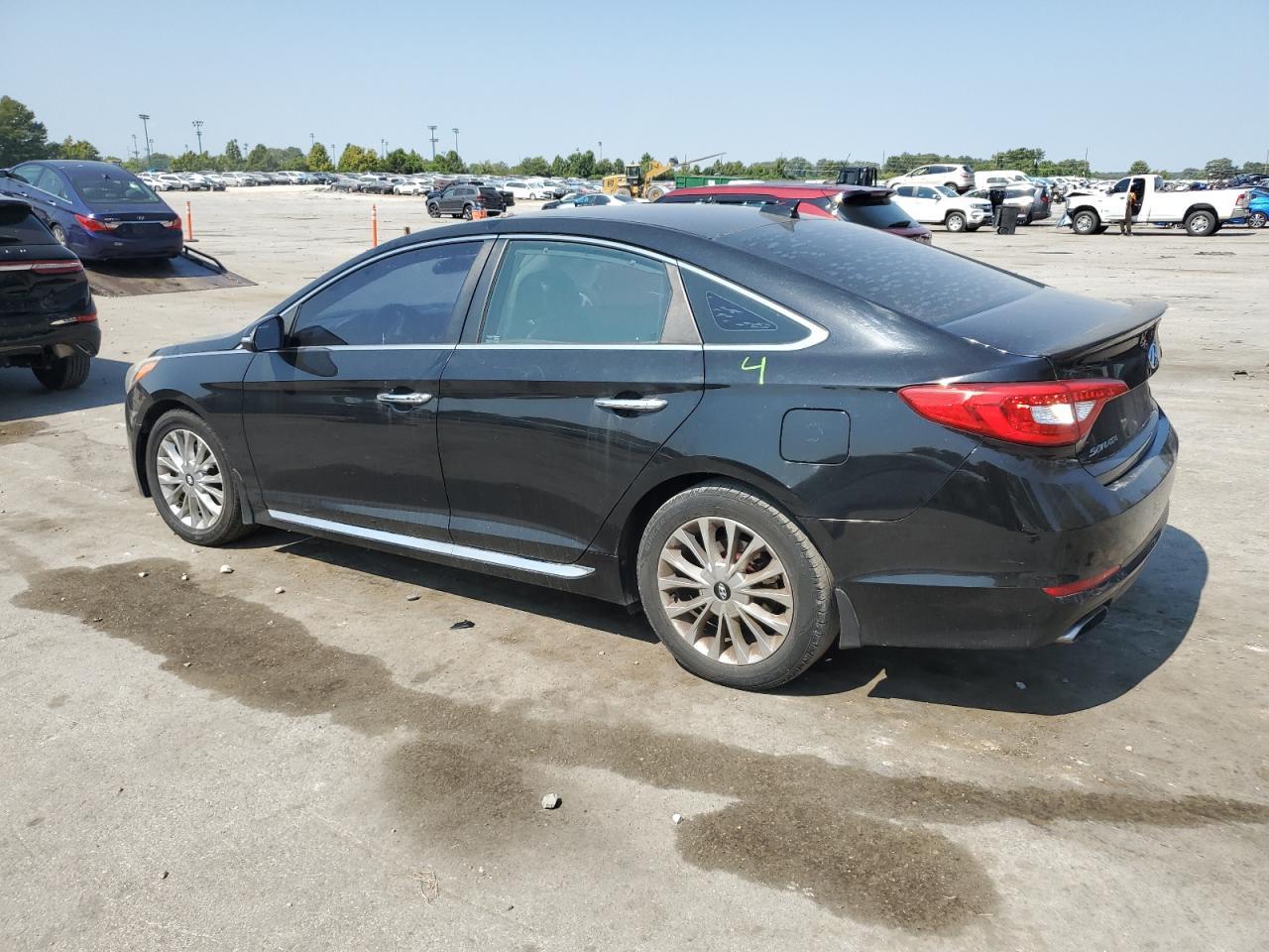 2015 Hyundai Sonata Sport - Image 2