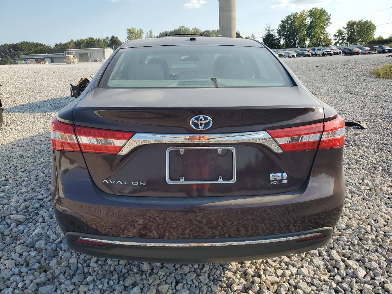 2013 Toyota Avalon Hybrid - Image 6