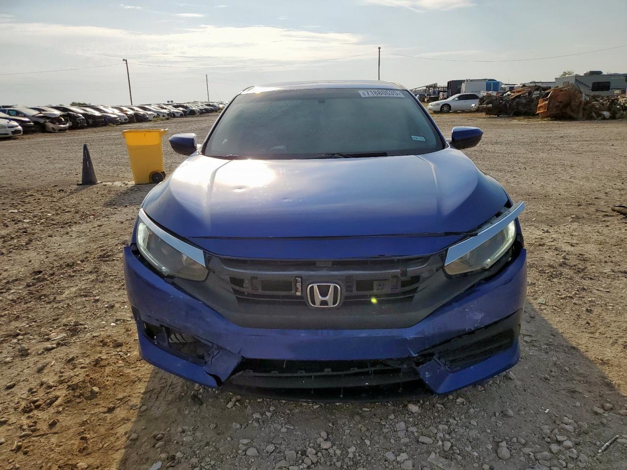 2017 Honda Civic Lx - Image 5