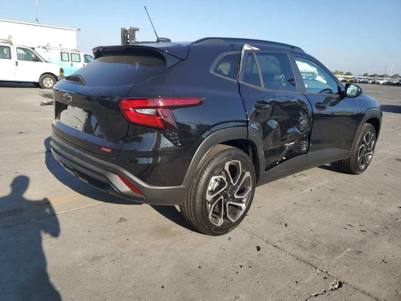 2025 Chevrolet Trax 2Rs - Image 3