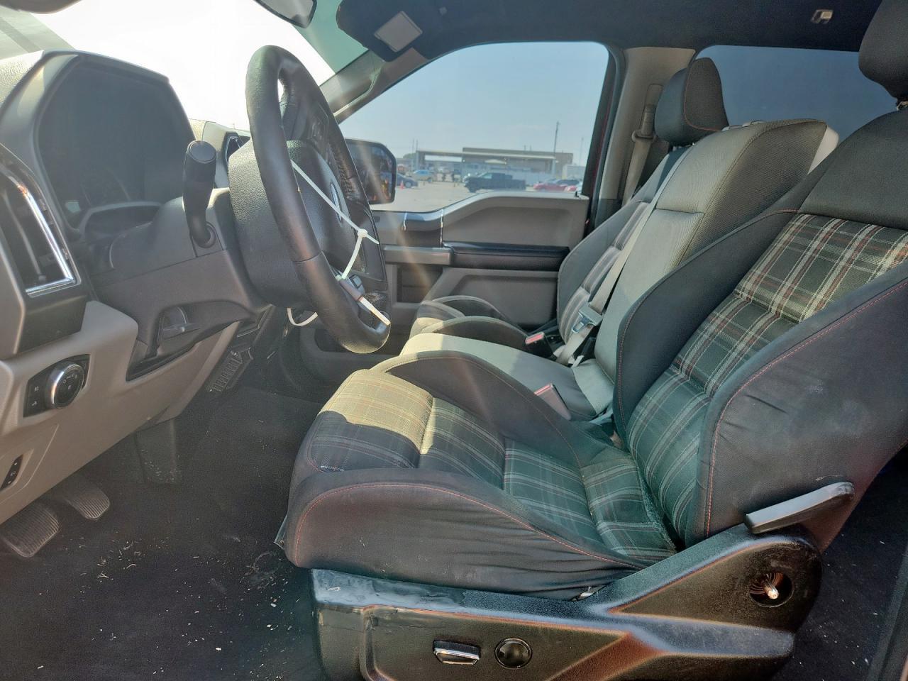 2015 Ford F150 4Wd V6 Crew Cab 3.5L Xlt - Фото 7