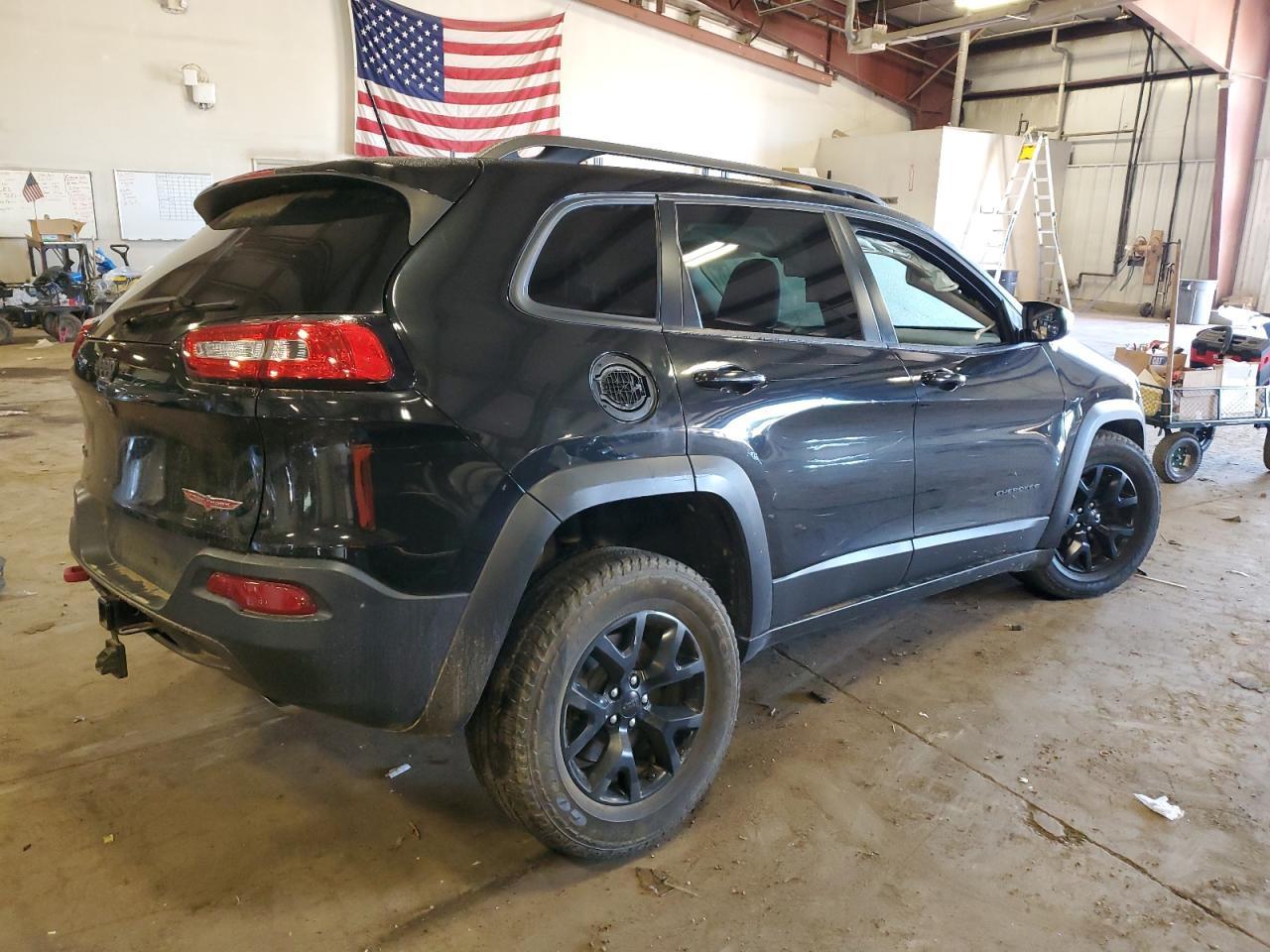 2015 Jeep Cherokee Trailhawk - Фото 3