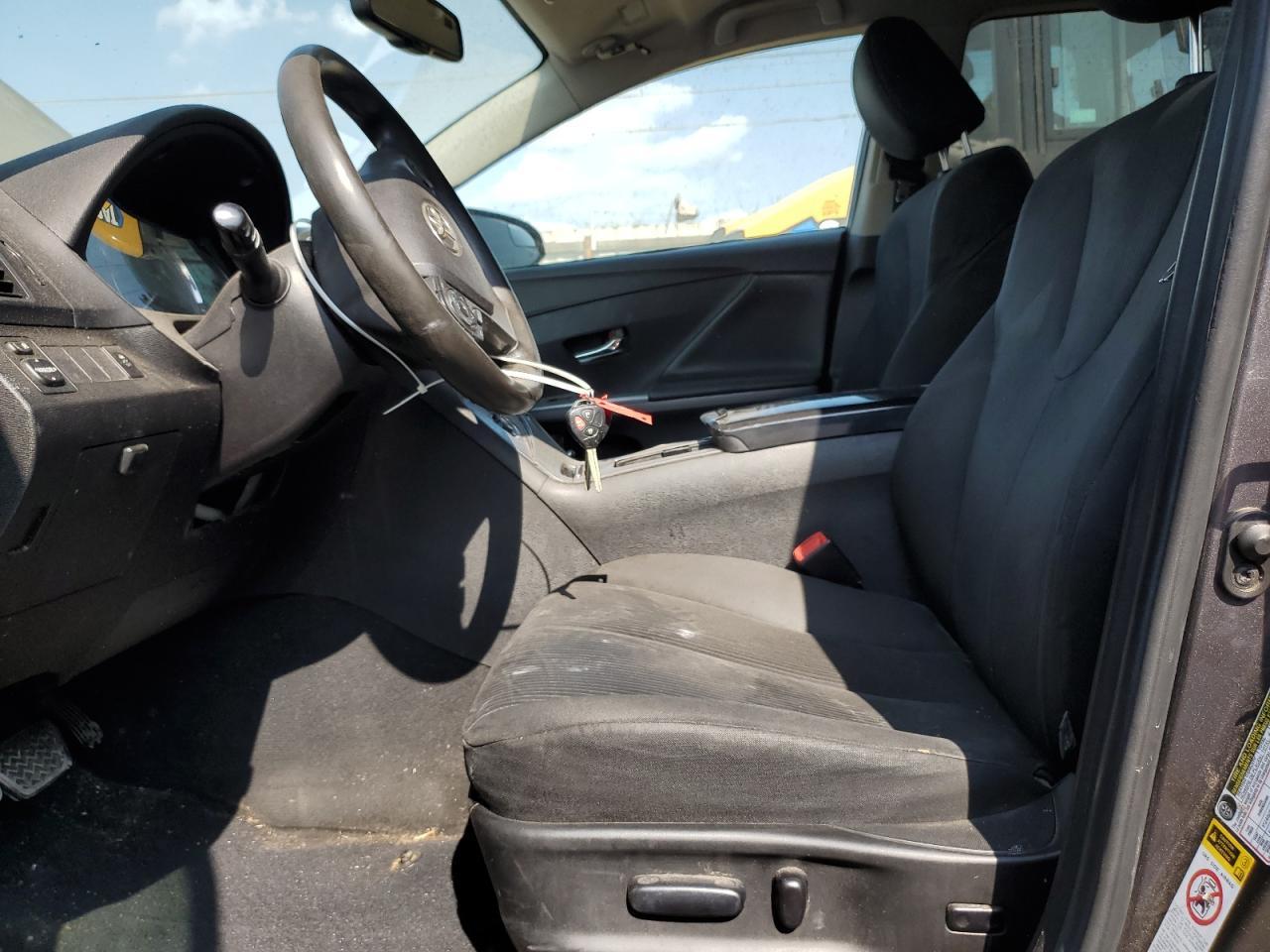 2014 Toyota Venza Le - Image 7