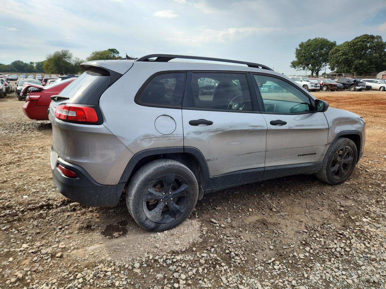 2016 Jeep Cherokee Sport - Фото 3